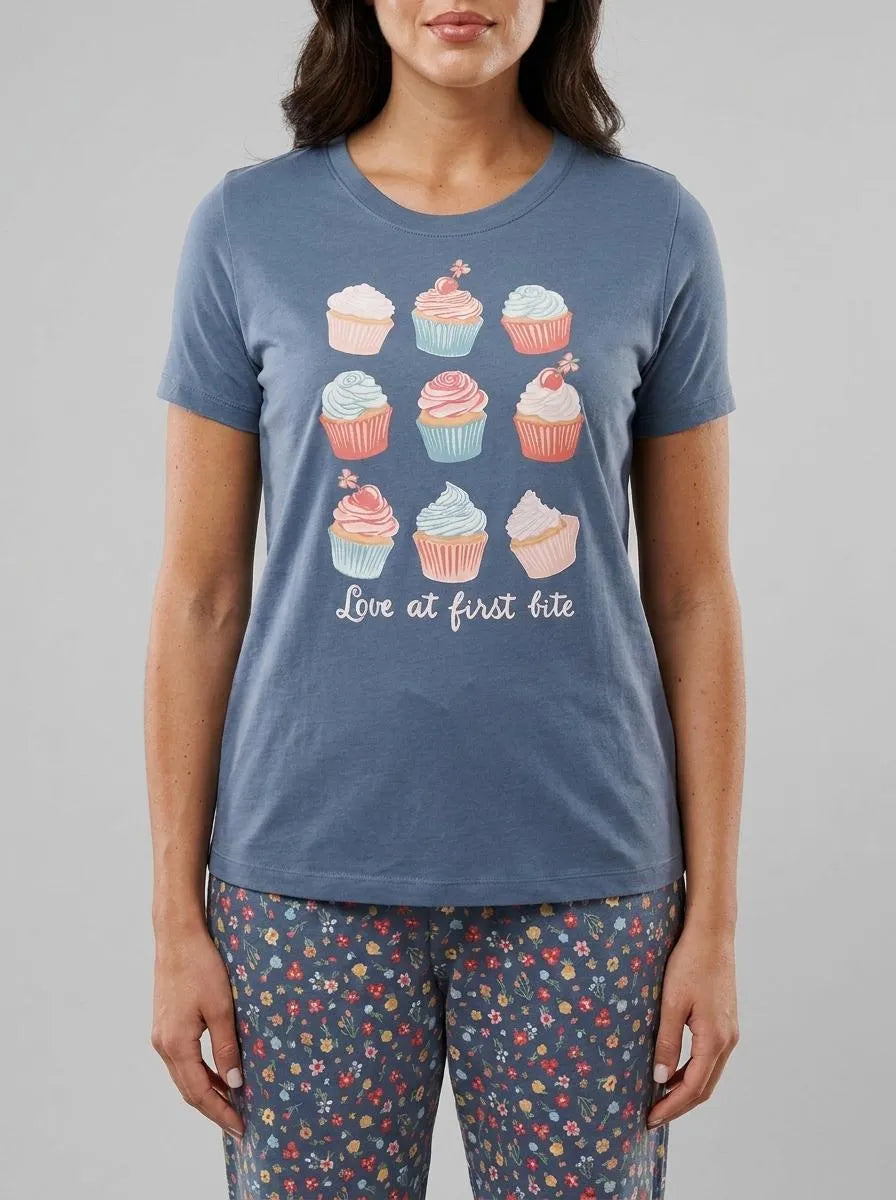 La Vie en Rose China Blue Screen 2 Women Cupcake Print Cotton Crew Neck T-shirt SKU: 40100836_P40538 Image 00