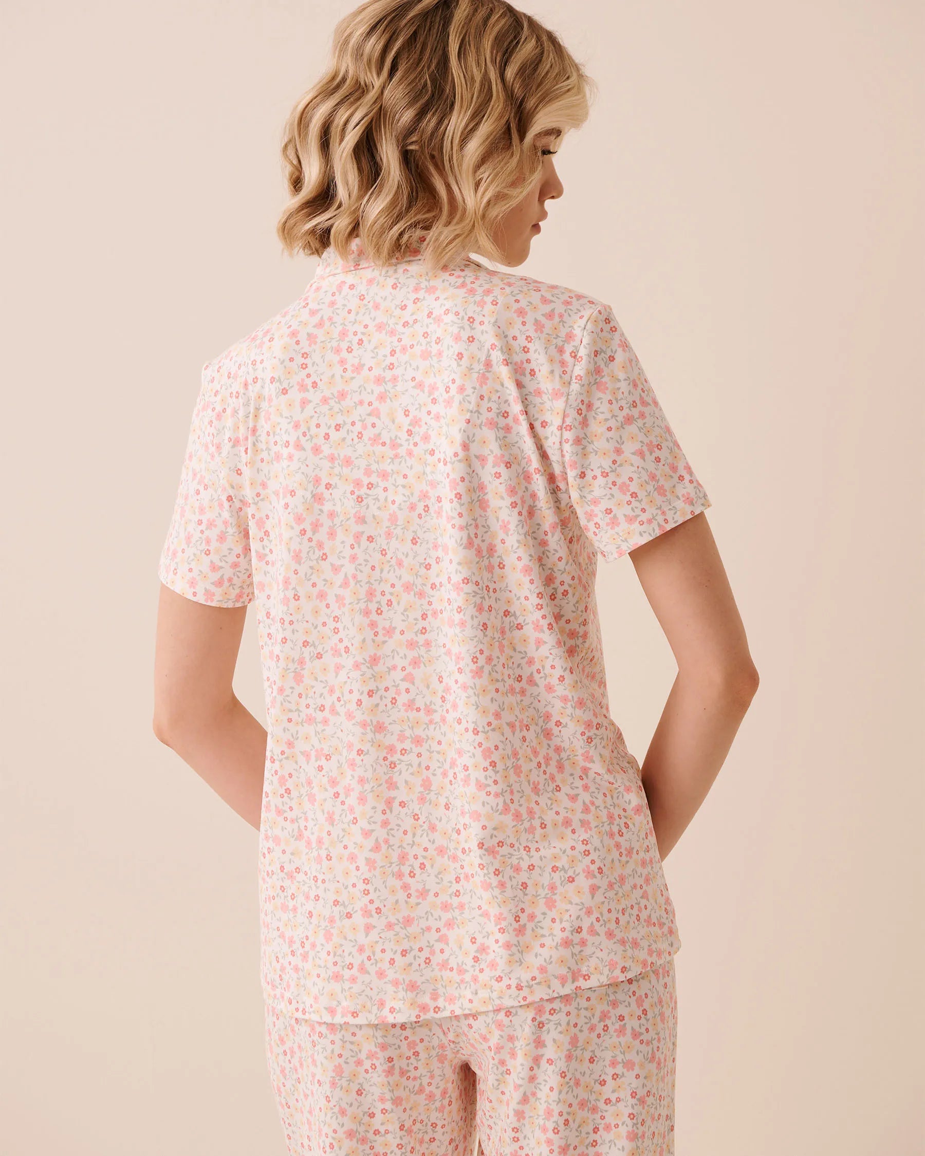 La Vie en Rose Snow White Pink Ditsy Women Ditsy Floral Print Super Soft Button-down Shirt SKU: 40100839_P10588 Image 02