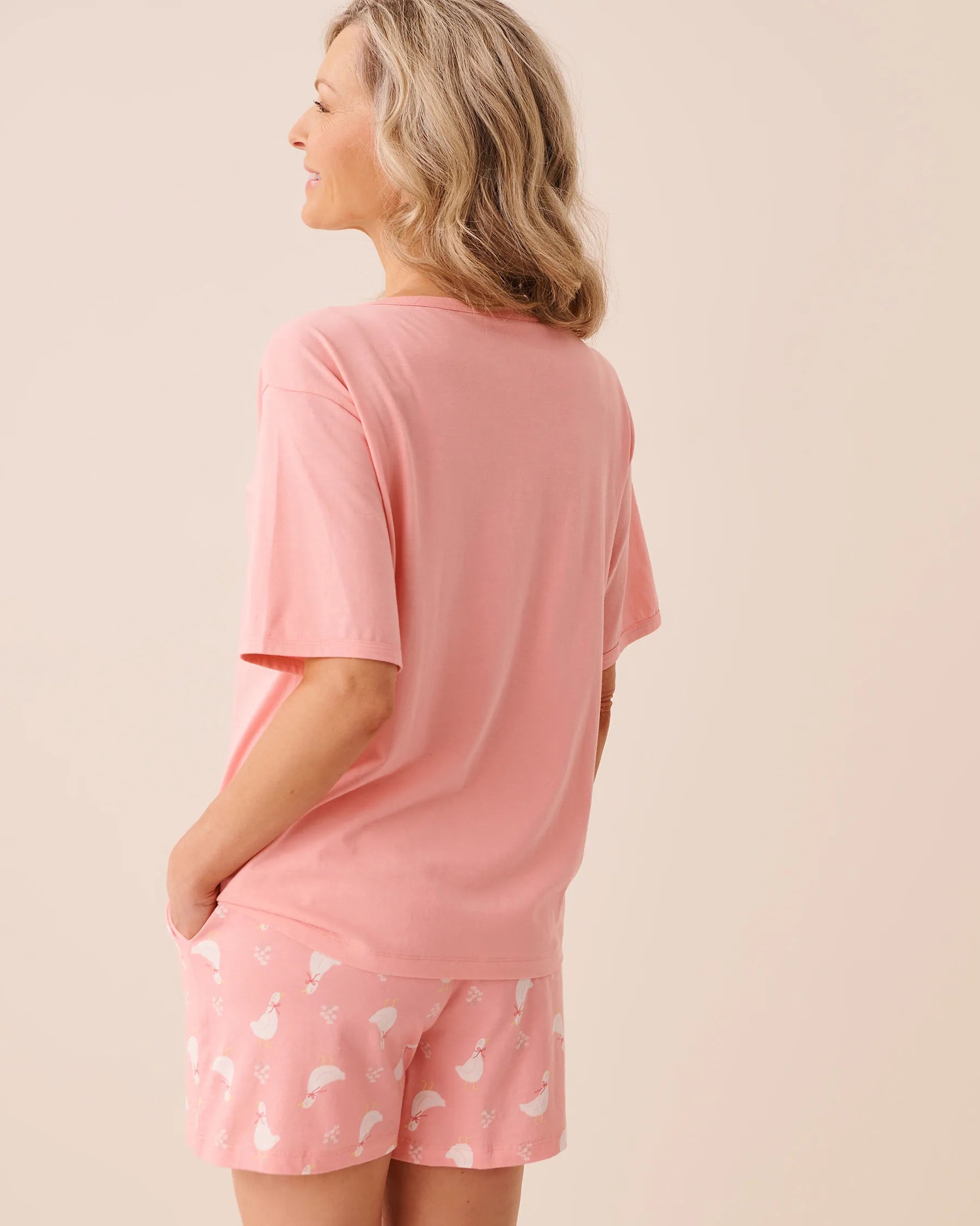 La Vie en Rose Pink Icing Women Floral Print Cozy Soft Jersey T-Shirt SKU: 40100851_60017 Image 02