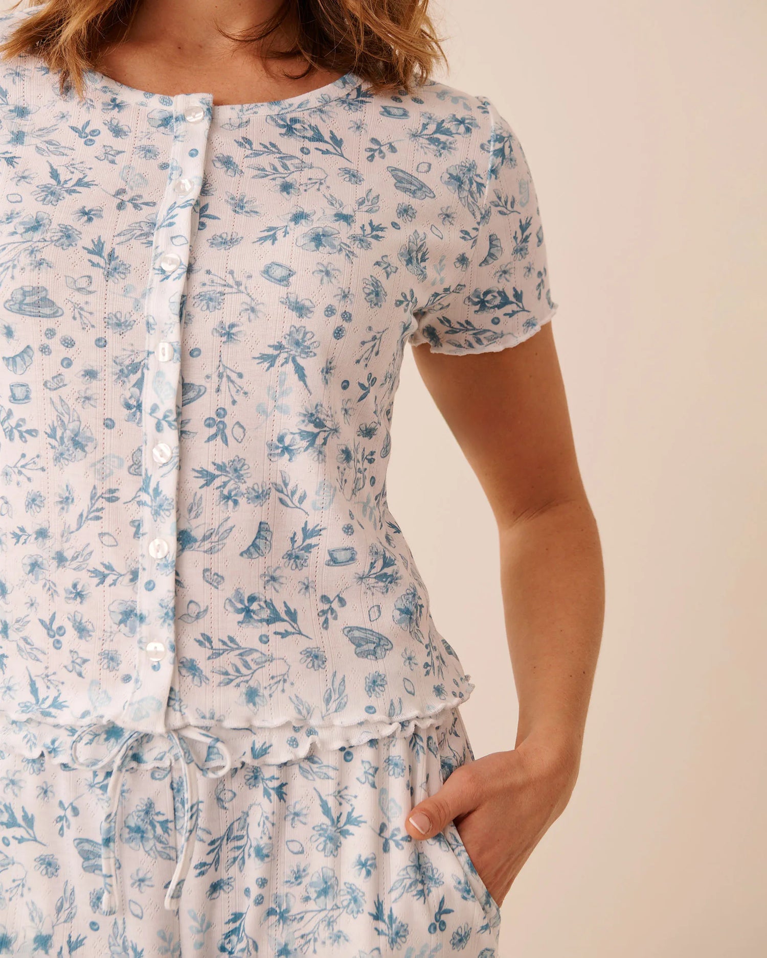 La Vie en Rose Snow White Victorian Women Floral Print Ruffle Hem Pointelle T-shirt SKU: 40100856_P10589 Image 03