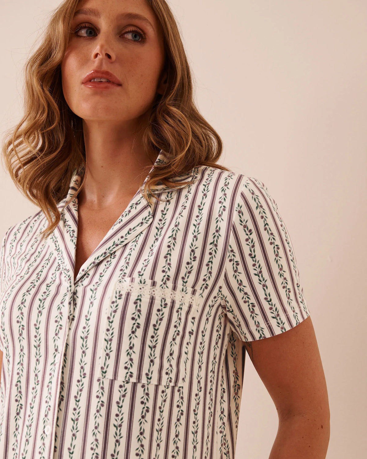 La Vie en Rose Elderberry Flower Stripe Women Floral Stripe Print Super Soft Short Sleeve Button-Down Shirt SKU: 40100905_P10647 Image 03