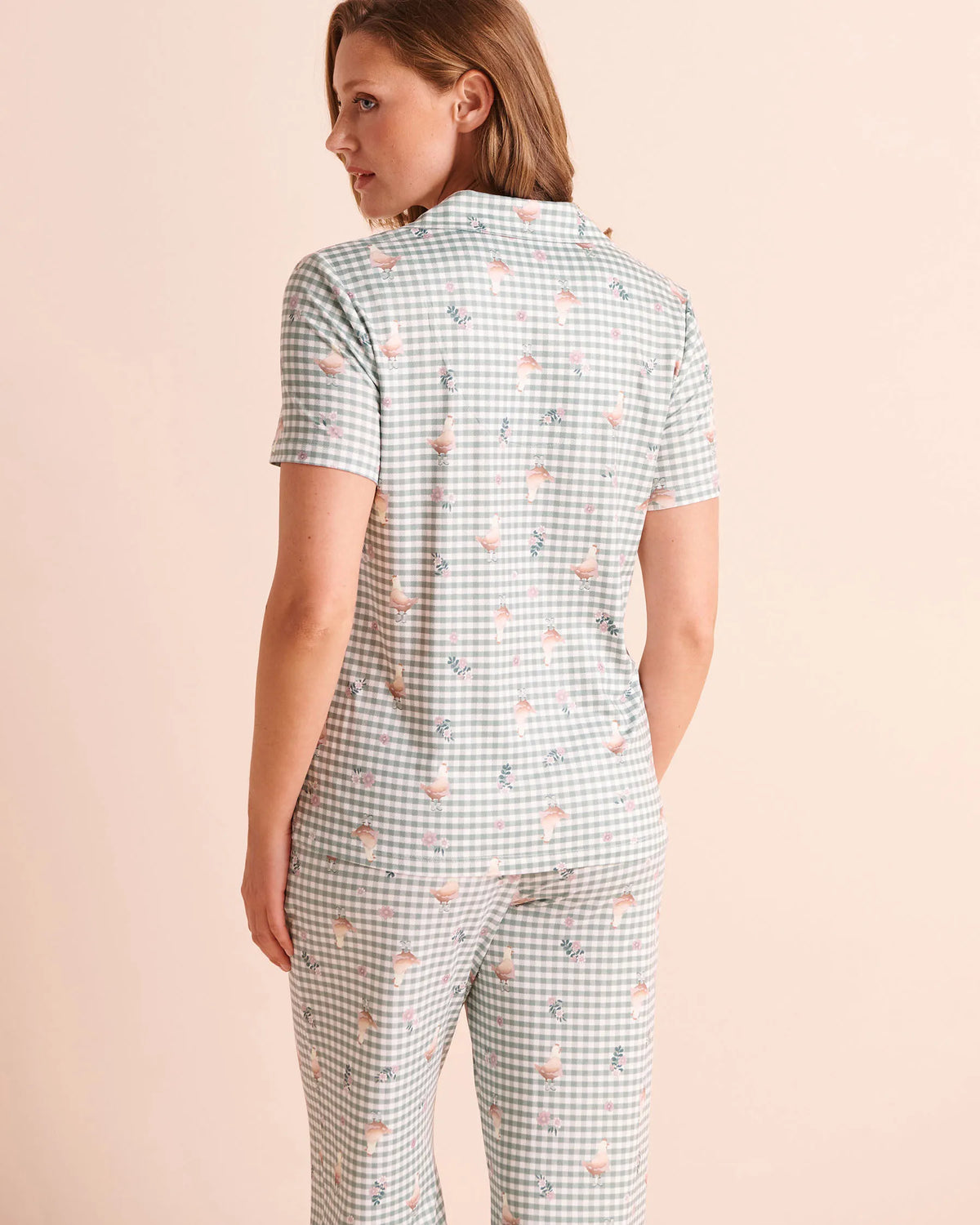 La Vie en Rose Green Milieu Gingham Chickens Women Chicken Gingham Print Super Soft Short Sleeve Button-Down Shirt SKU: 40100905_P30168 Image 02