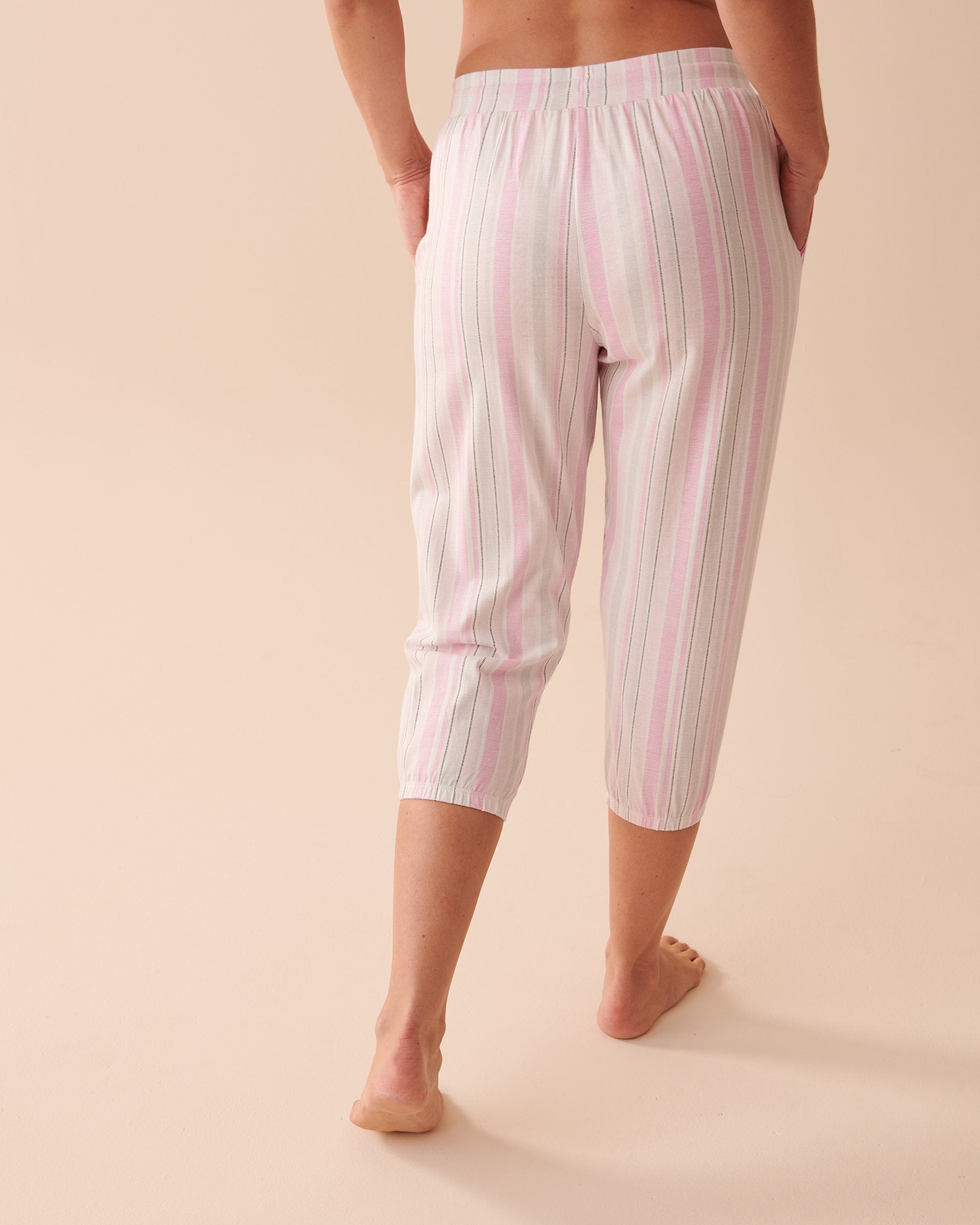 Cotton Elastane Capri_40200511_P10357_02