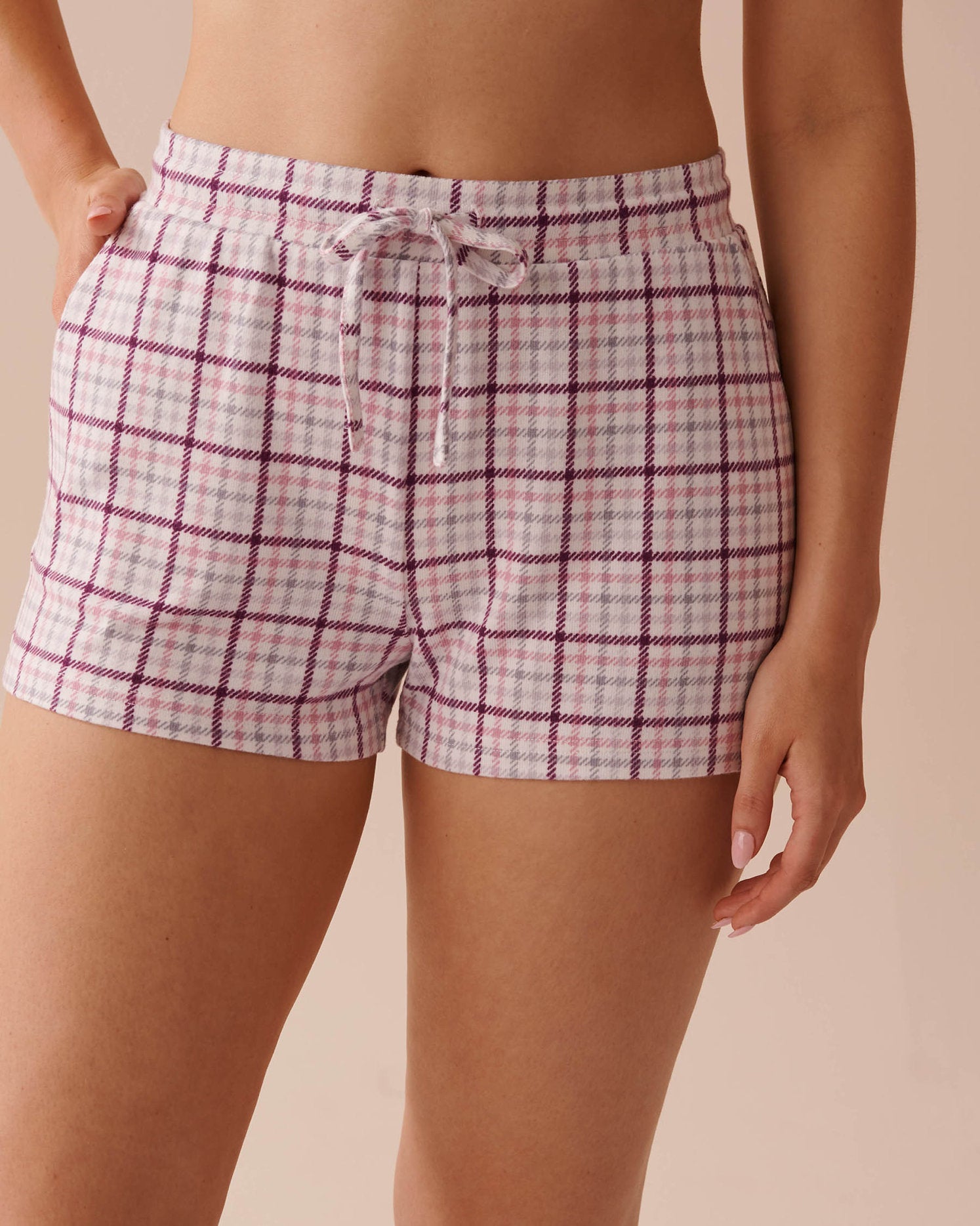 Purple Plaid Pajama Shorts_40200611_P10428_01