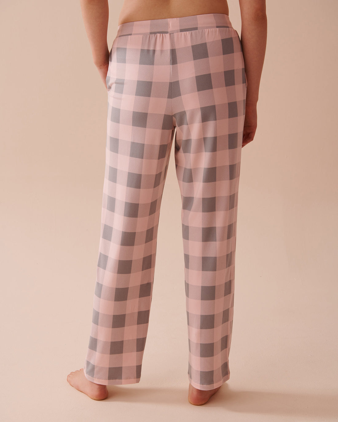 Pink Plaid Super Soft Pajama Pants_40200634_P60297_02