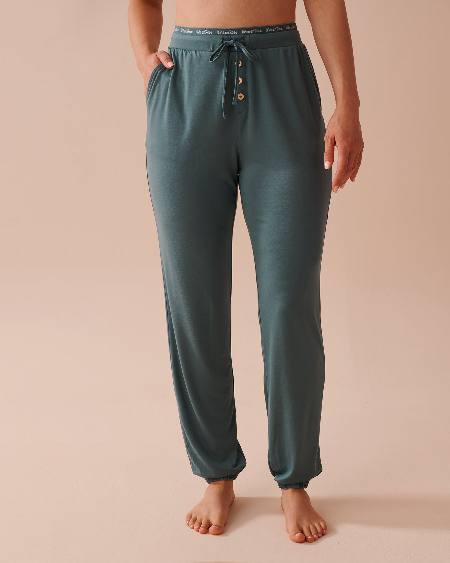 Super Soft Jogger Pajama Pants_40200646_40045_01