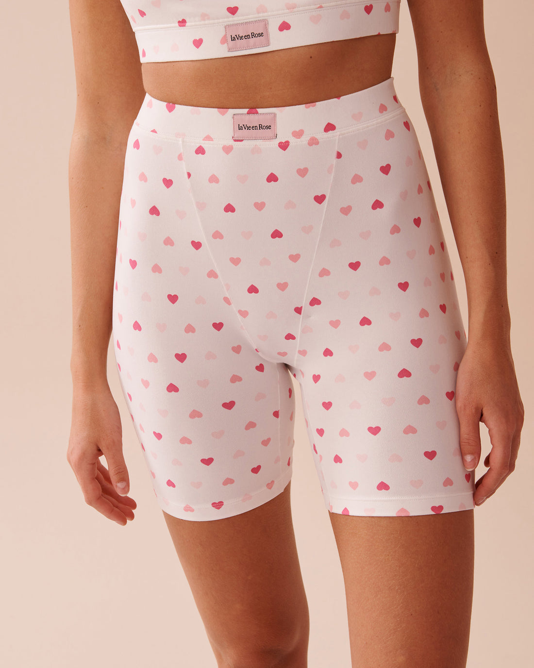 La Vie en Rose_Heart Print Super Soft Biker Style Pajama Shorts_40200676_P10464_01