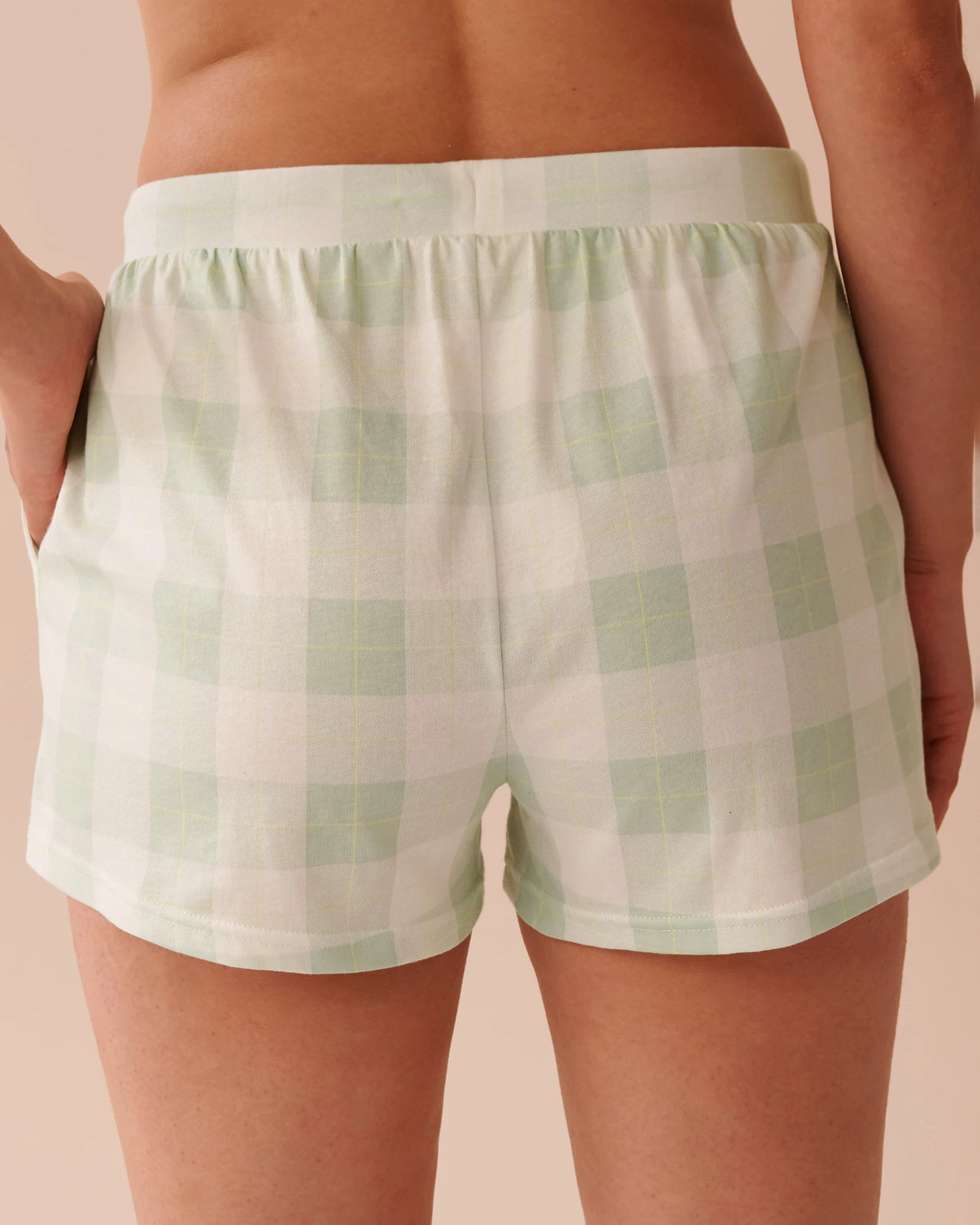 La Vie en Rose_Green Plaid Cotton Pajama Shorts_40200679_P30107_02