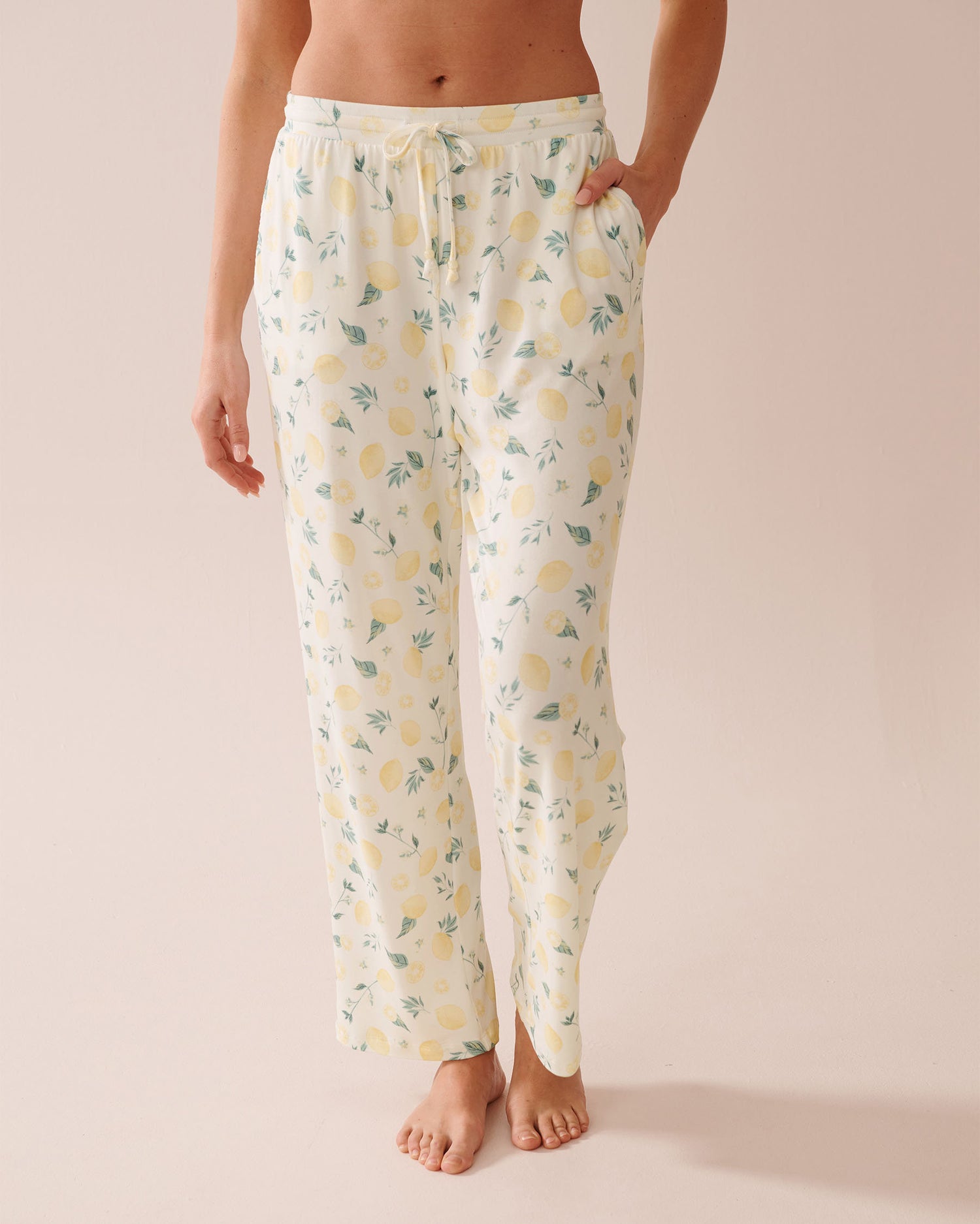 La Vie en Rose_Lemon Print Super Soft Pajama Pants_40200704_P10480_02