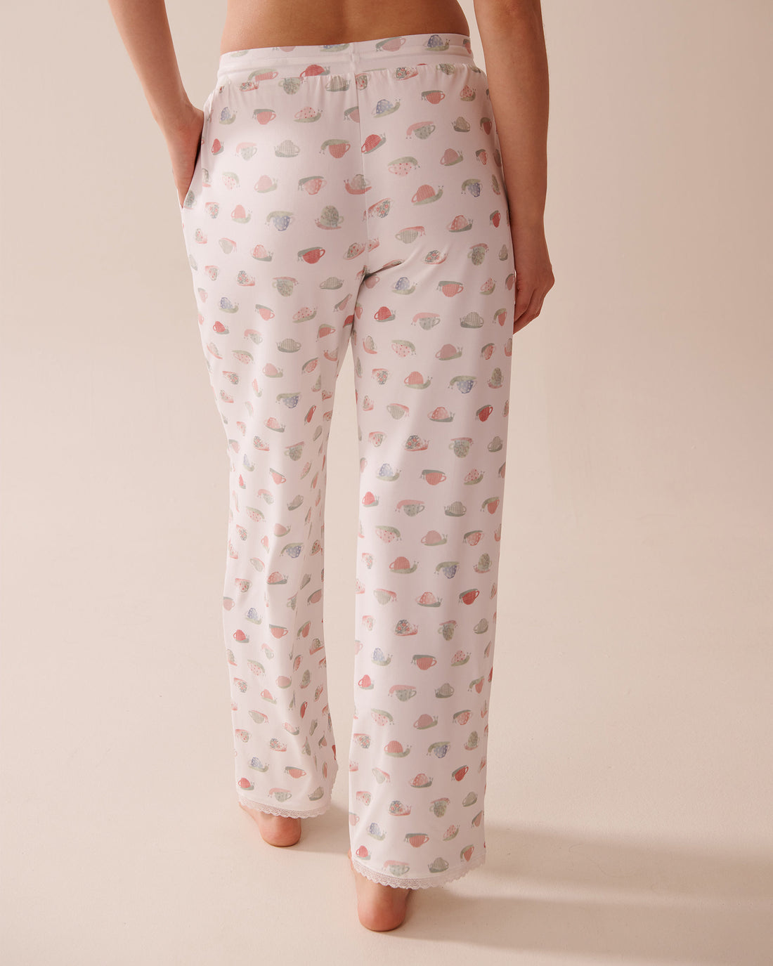 La Vie en Rose_Snail Print Lace Trim Super Soft Pajama Pants_40200729_P10496_02