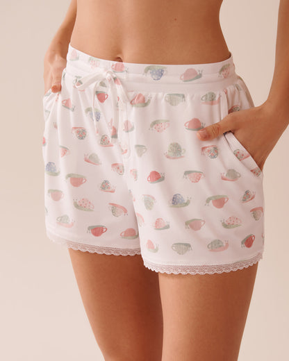 La Vie en Rose_Snail Print Lace Trim Super Soft Pajama Shorts_40200730_P10496_01