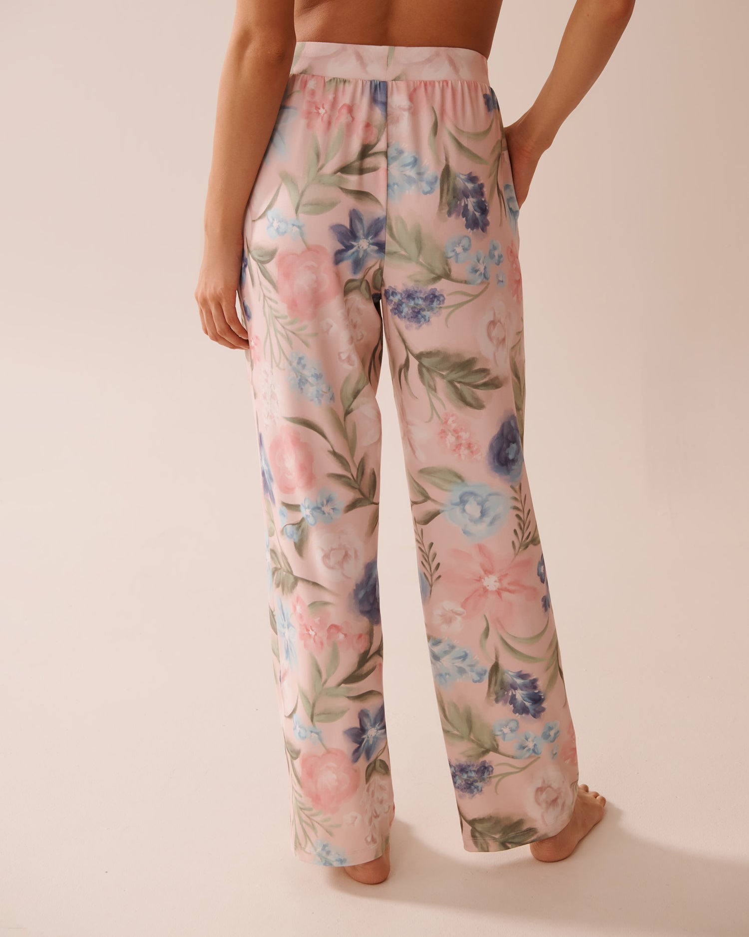 La Vie en Rose_Watercolour Flower Print Super Soft Pajama Pants_40200732_P60362_02