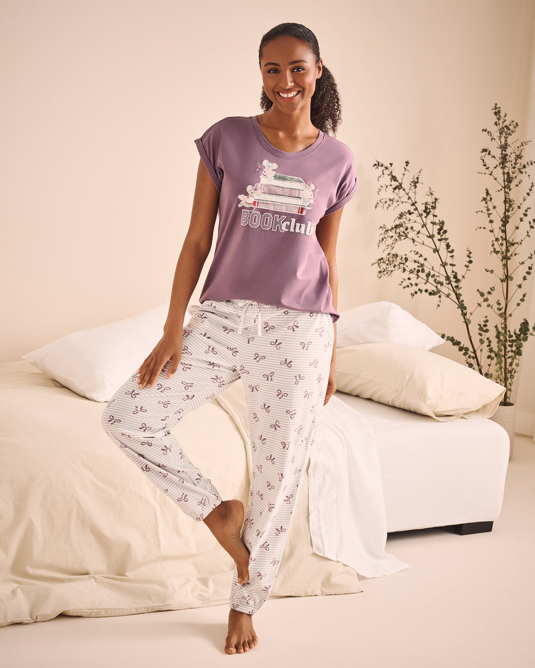 La Vie en Rose_Microchip Stripe Bows_Bow Print Cotton Jogger Pyjama Pants_40200755_P00436_01