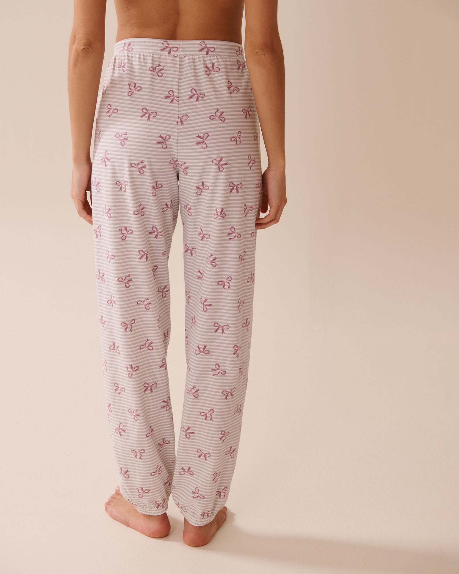 La Vie en Rose_Microchip Stripe Bows_Bow Print Cotton Jogger Pyjama Pants_40200755_P00436_04