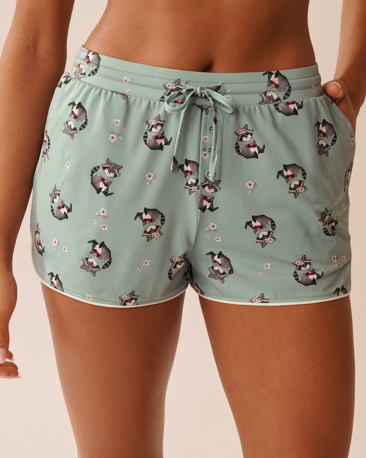 La Vie en Rose_Gray Mist Racoon_Raccoon Print Super Soft Pajama Shorts_40200762_P40480_01