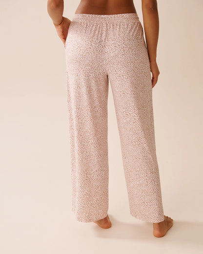 La Vie en Rose_Pale Lilac Leopard_Pink Leopard Print Super Soft Pajama Pants_40200769_P50099_02