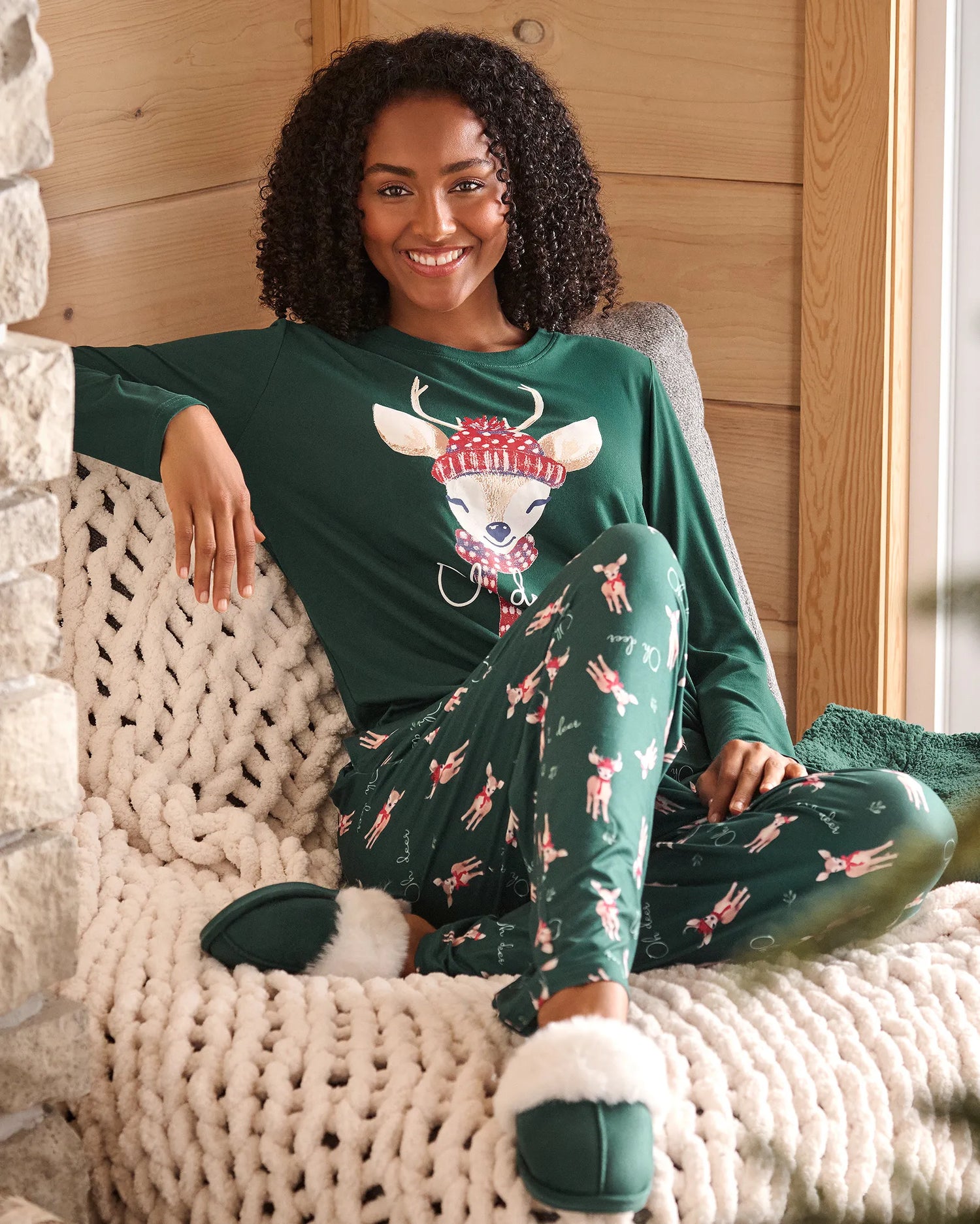 La Vie en Rose_Botanical Green Deer_Deer Print Super Soft Pajama Pants_40200794_p30132_02