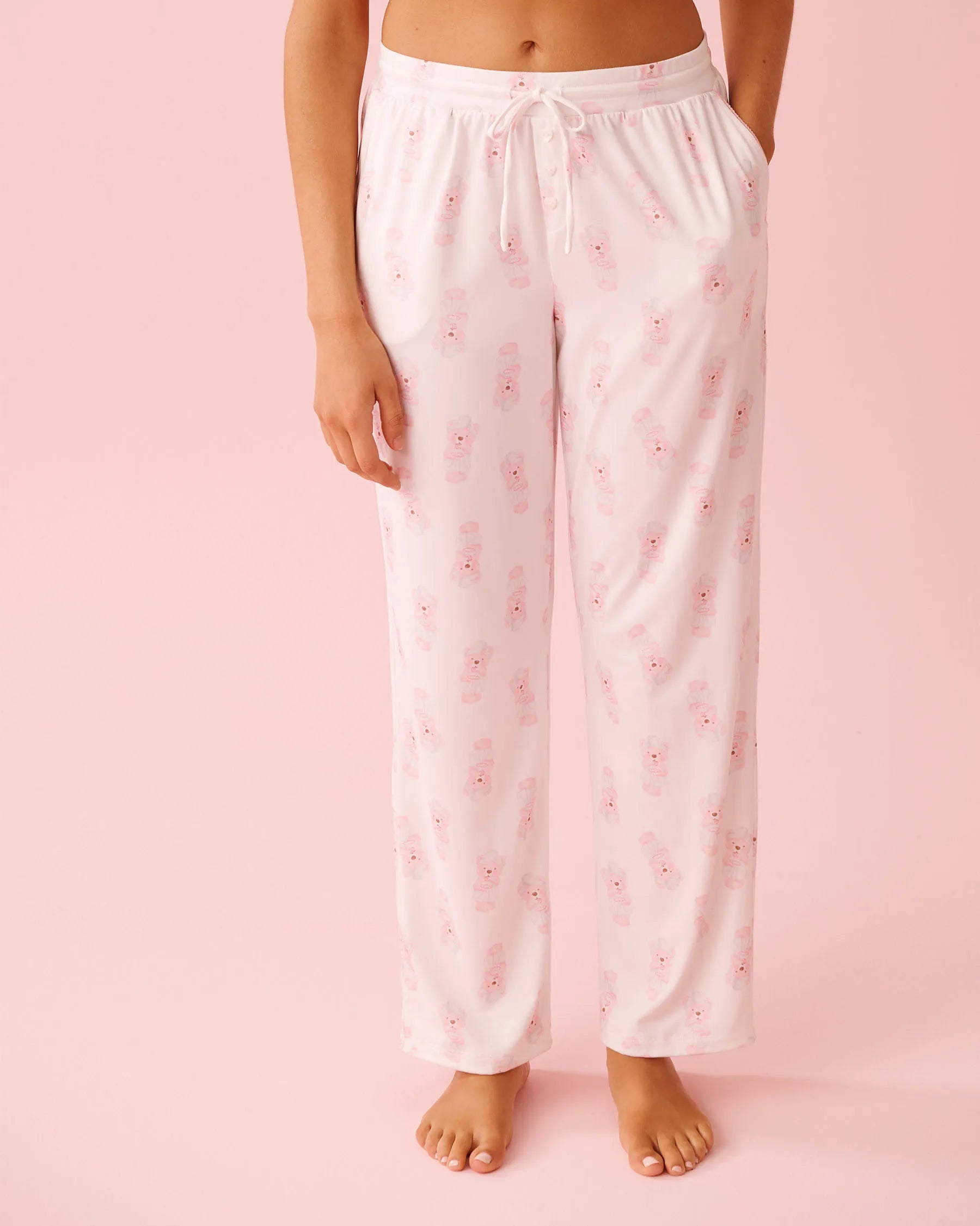 La Vie en Rose_White_Spa Time Teddy Print Super Soft Pajama Pants_40200812_P10573_01