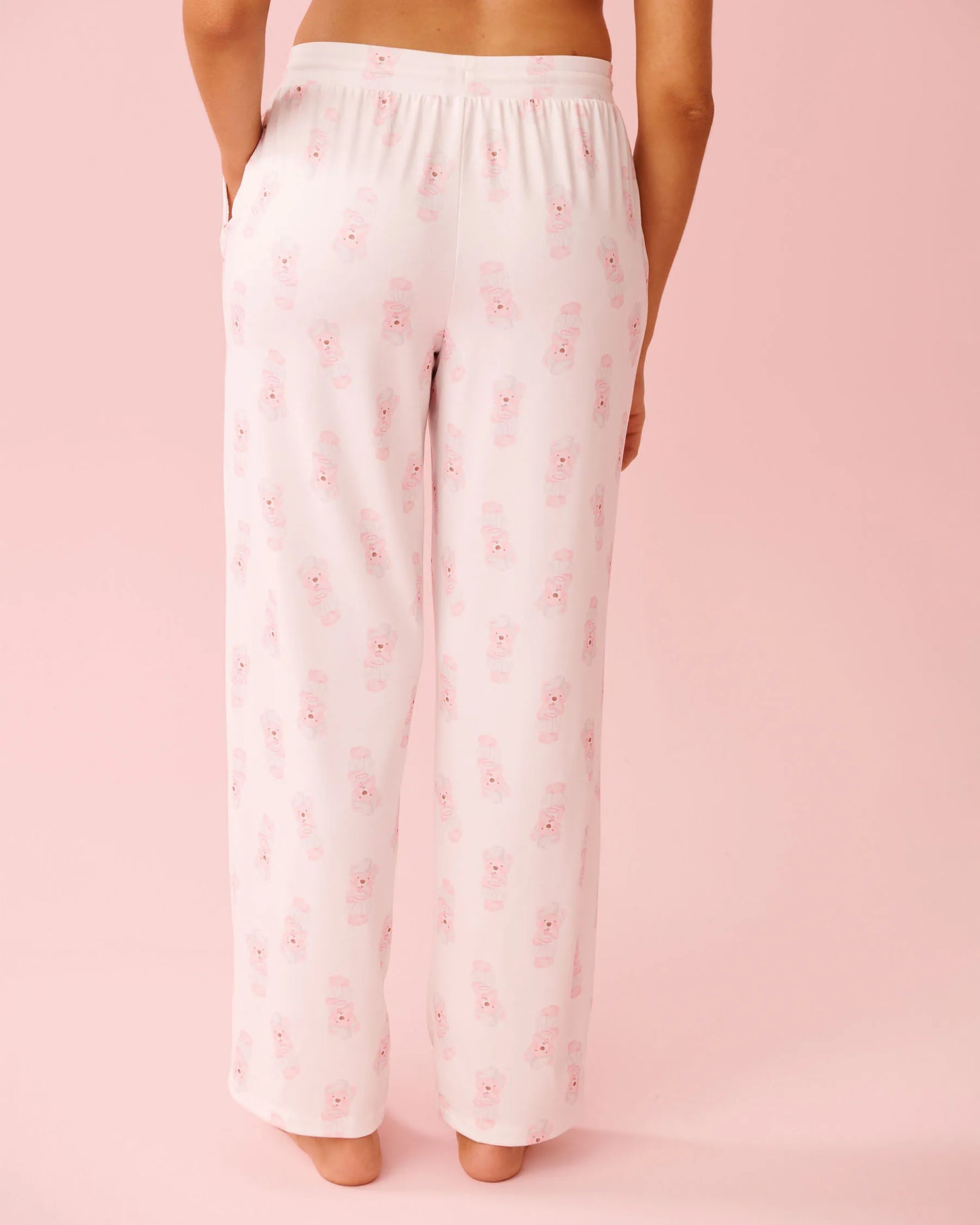 La Vie en Rose_White_Spa Time Teddy Print Super Soft Pajama Pants_40200812_P10573_02
