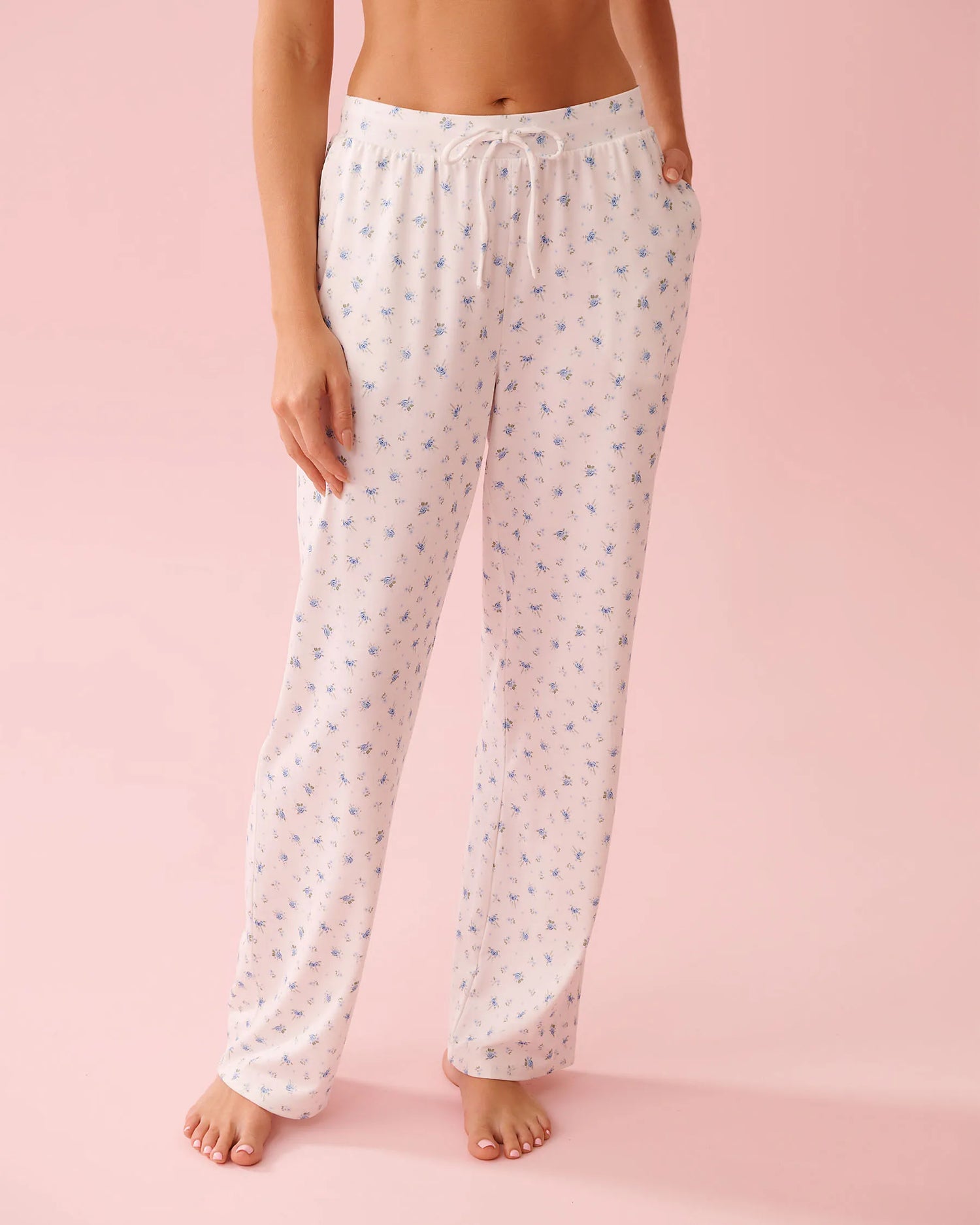 La Vie en Rose Snow White Blue Roses Women Blue Rose Print Super Soft Pajama Pants SKU: 40200815_P10576 Image 01