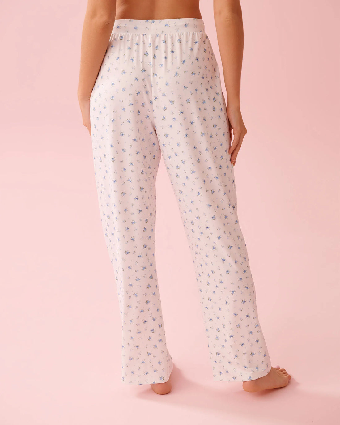 La Vie en Rose Snow White Blue Roses Women Blue Rose Print Super Soft Pajama Pants SKU: 40200815_P10576 Image 02
