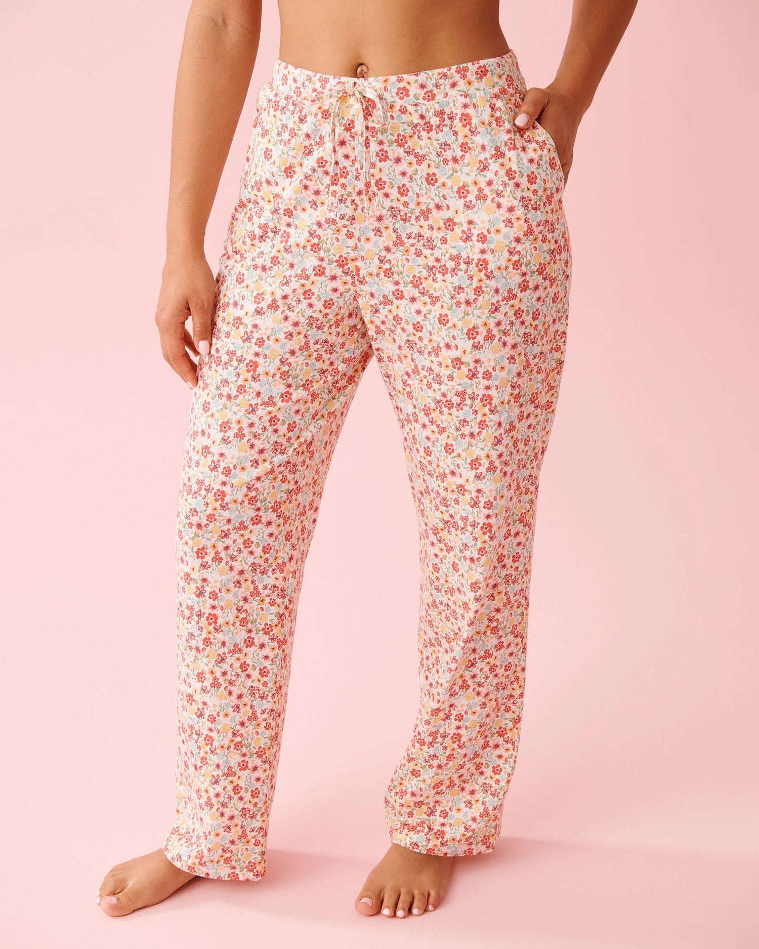 La Vie en Rose Snow White Multi Floral Women Floral Print Cotton Pajama Pants SKU: 40200817_P10579 Image 01
