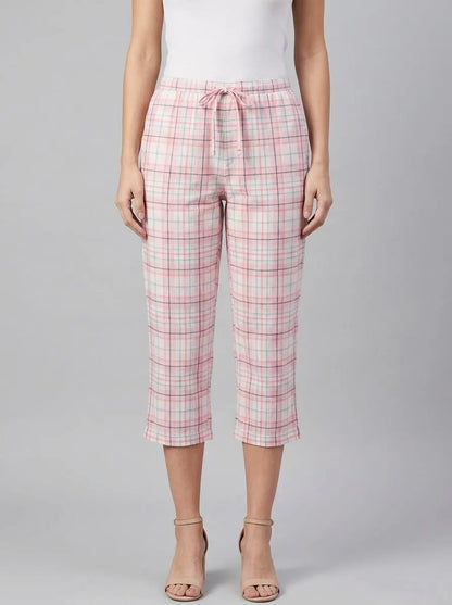 La Vie en Rose Crystal Rose Plaid Women Pink Plaid Cotton Capris SKU: 40200821_P60455 Image 00