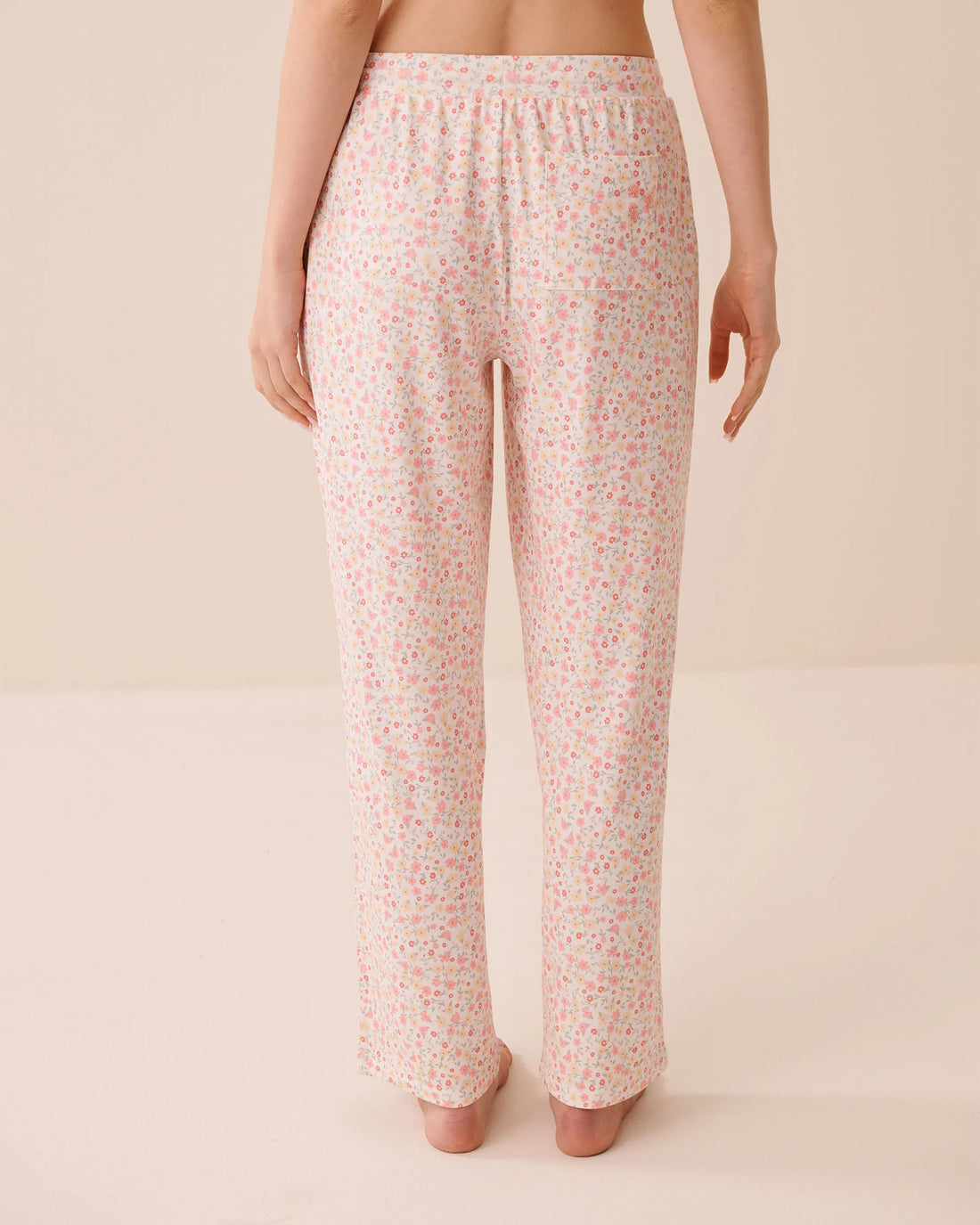 La Vie en Rose Snow White Pink Ditsy Women Ditsy Floral Print Super Soft Pajama Pants SKU: 40200823_P10588 Image 02