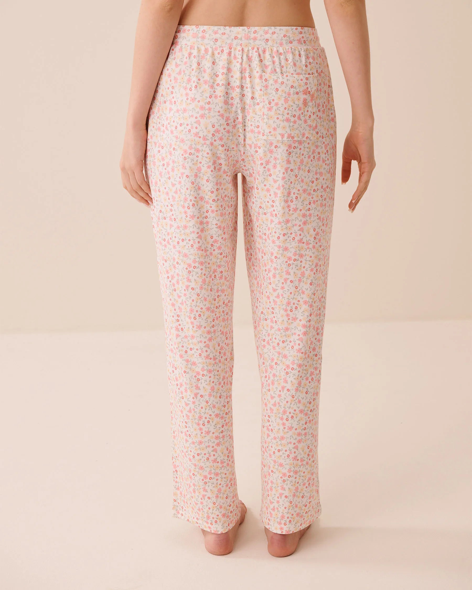 La Vie en Rose Snow White Pink Ditsy Women Ditsy Floral Print Super Soft Pajama Pants SKU: 40200823_P10588 Image 02