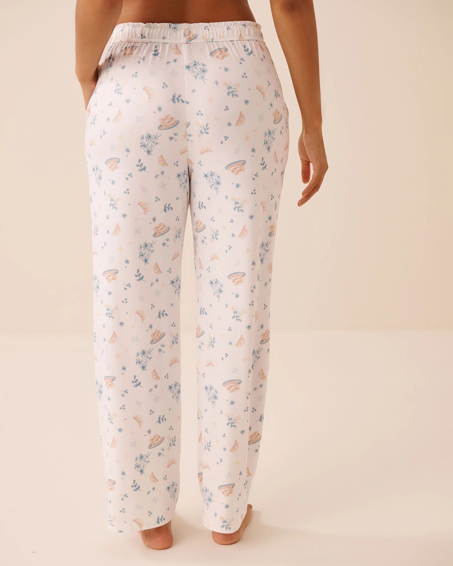 La Vie en Rose Snow White Brunch Women Brunch Print Super Soft Pajama Pants SKU: 40200827_P10587 Image 02