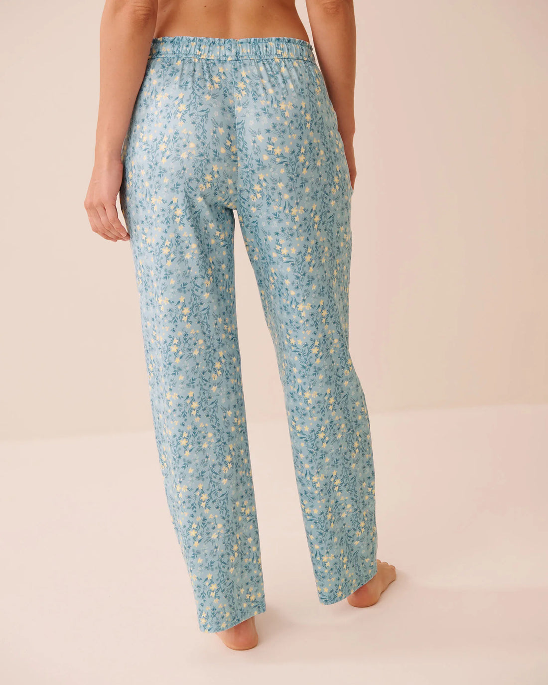 La Vie en Rose Stratosphere Floral Women Ditsy Floral Print Super Soft Pajama Pants SKU: 40200827_P40555 Image 02