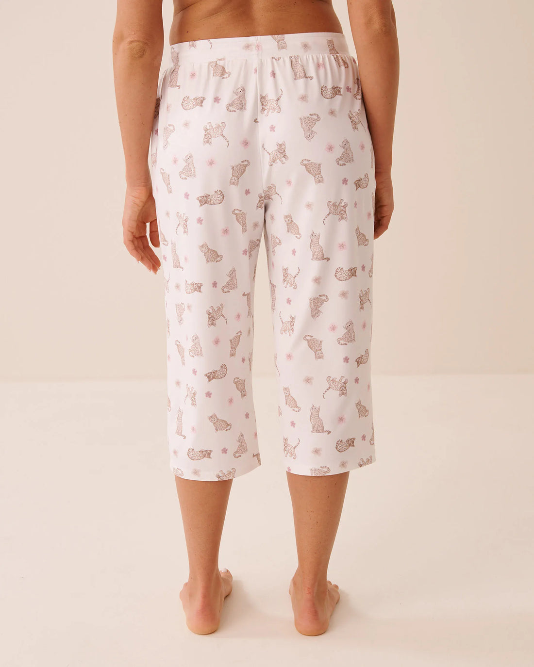 La Vie en Rose Snow White Bengal Women Leopard Flower Print Super Soft Pajama Capris SKU: 40200858_P10637 Image 02