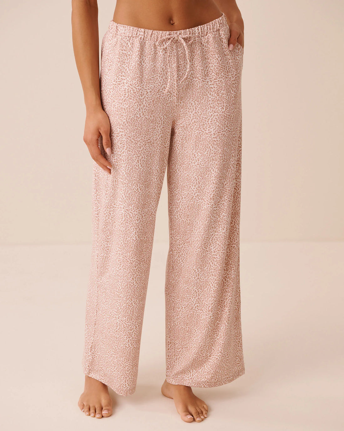La Vie en Rose Snow White Leopard Women Leopard Print Super Soft Pajama Pants SKU: 40200866_P10635 Image 01