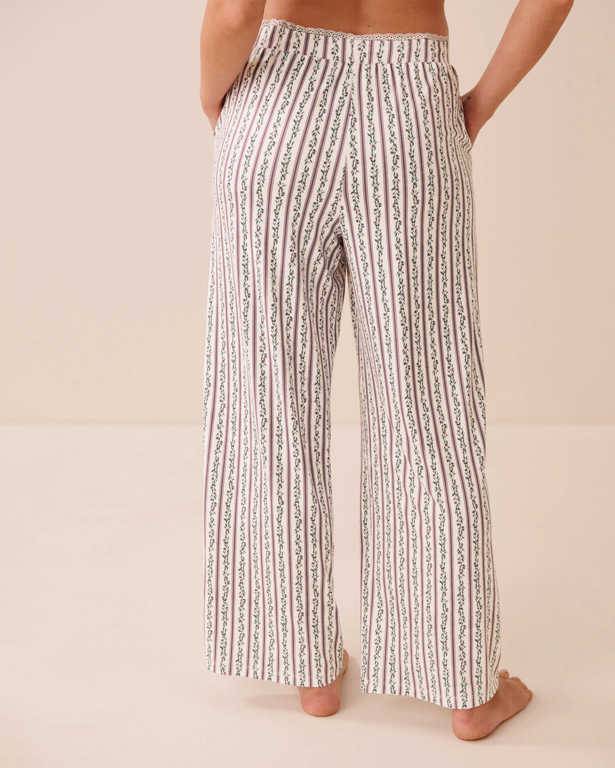 La Vie en Rose Elderberry Flower Stripe Women Floral Stripe Print Super Soft Pajama Pants SKU: 40200889_P10647 Image 02