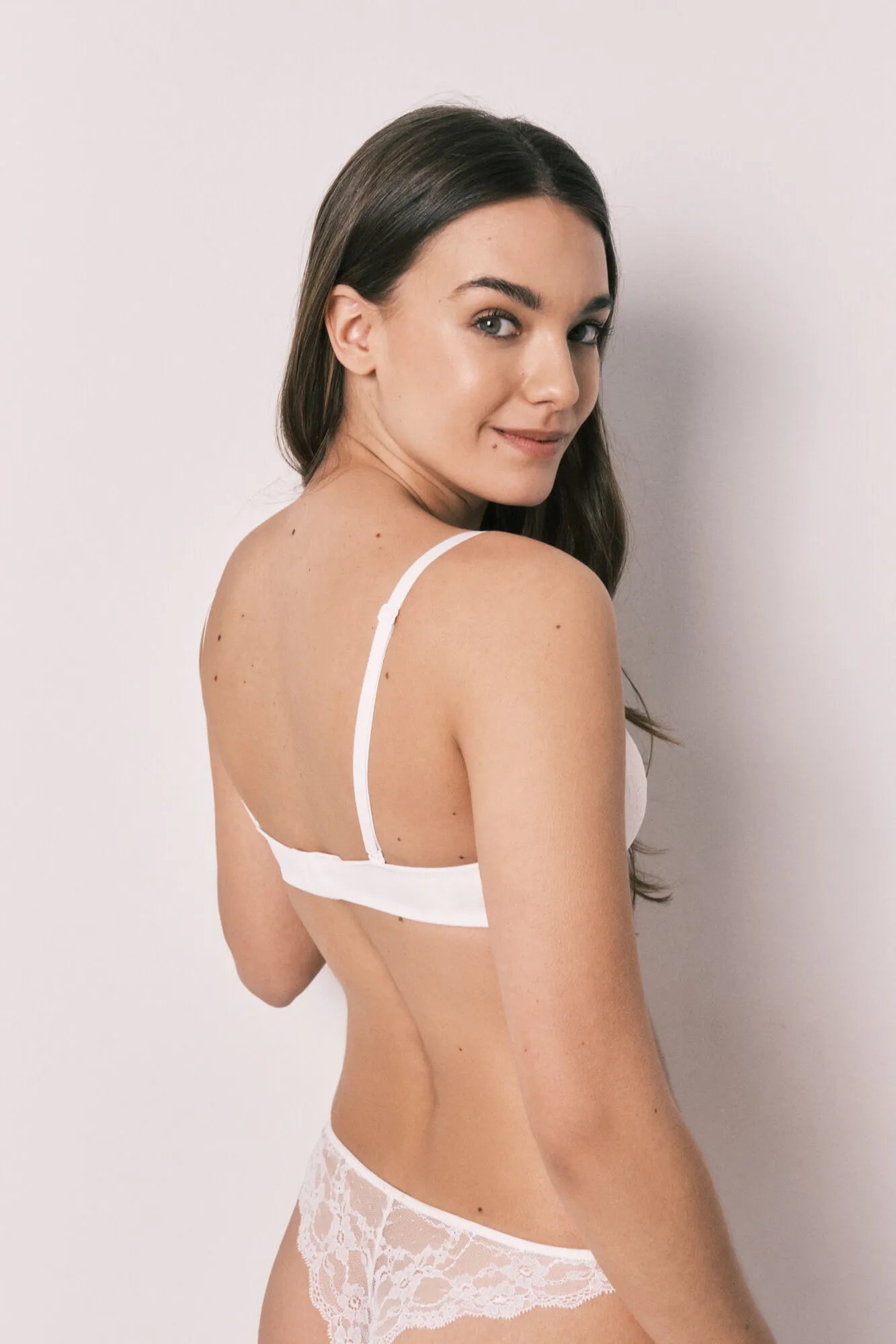 Women Secret Ivory Women BEAUTIFUL White Lace Classic Padded Bra in Different Cup Sizes SKU: 4023018_96 Image 02