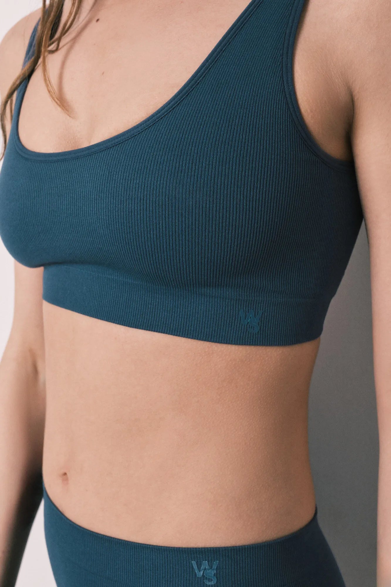 Women Secret Green Women Blue Plain Seamless Top SKU: 4023895_24 Image 04