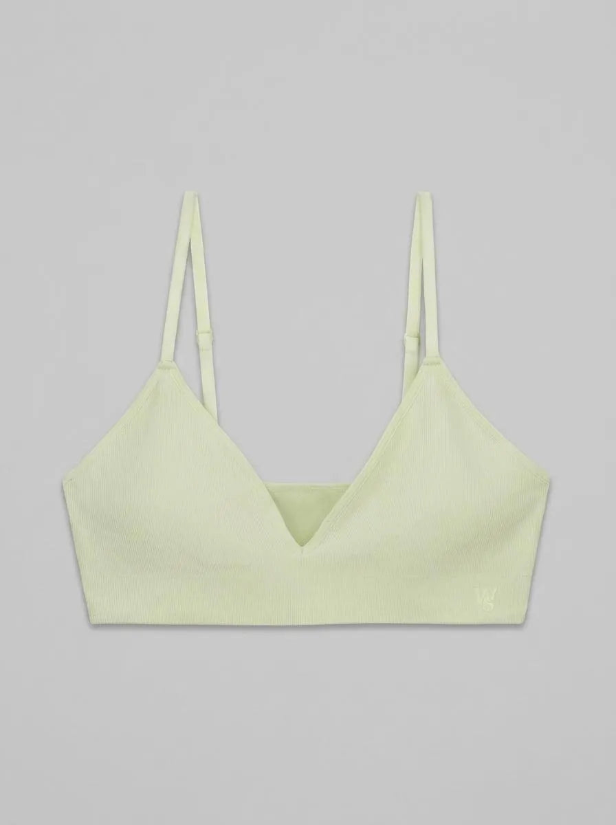 Women Secret Green Women Green Seamless Plain Triangle Top SKU: 4023901_25 Image 00