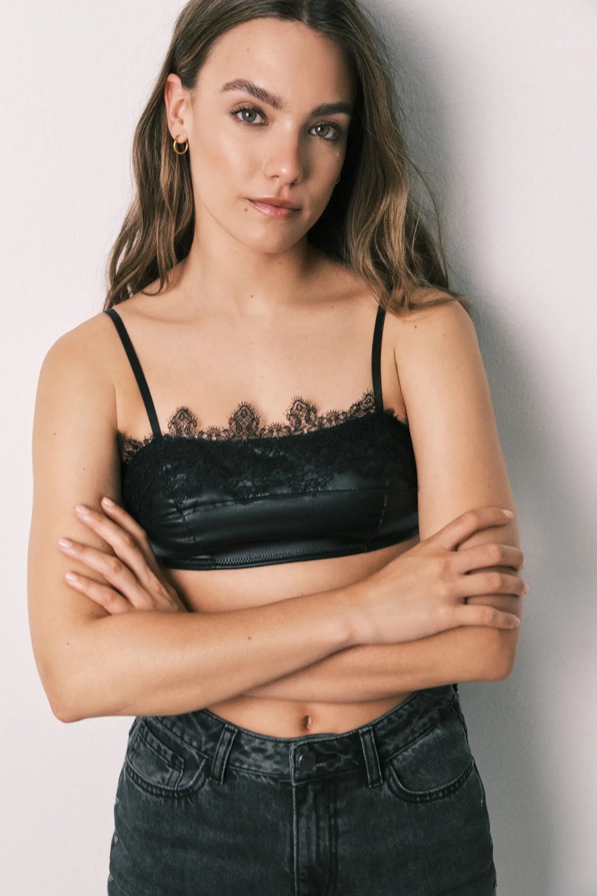 Women Secret Black Women Black Lace Horizontal Top Bra SKU: 4024350_01 Image 04