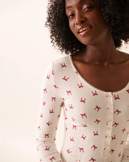 La Vie en Rose_Snow White Stripped Bow_Red Bow Print Pointelle Long Sleeve Romper_40300061_P10558_03