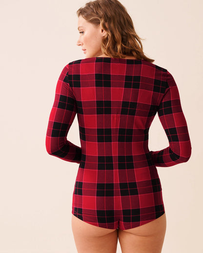La Vie en Rose_Savvy Red Buffalo Plaid_Buffalo Plaid Super Soft Long Sleeve Romper_40300064_P60428_05