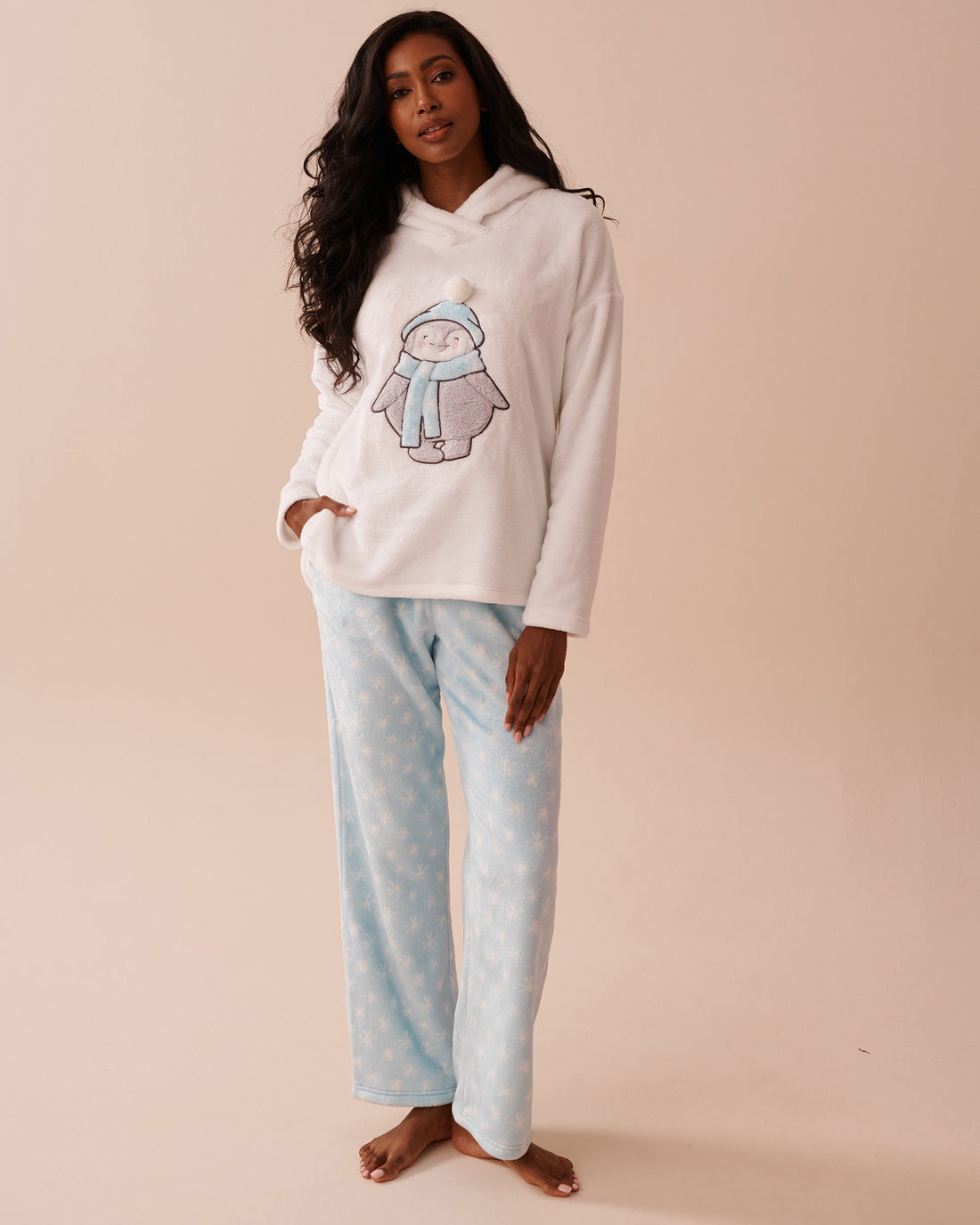 Penguin &amp; Snowflake Print Soft Plush PJ Set_40400076_P40389_01