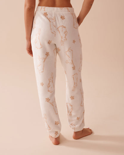 Rabbit Print Soft Plush PJ Set_40400079_P10457_05