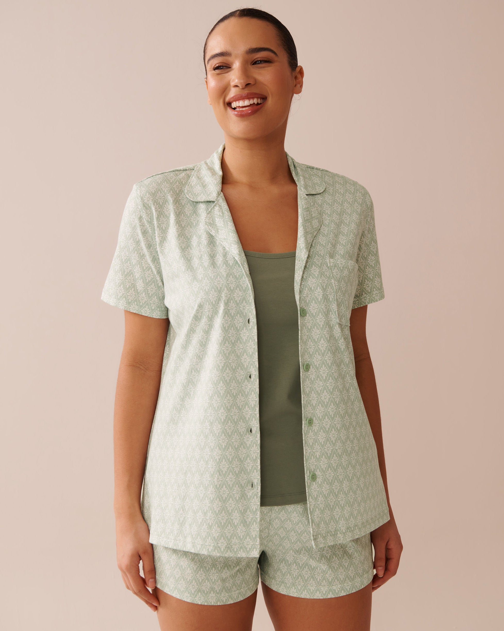 La Vie en Rose_Geometric Print Shirt PJ Set_40400081_P30120_01