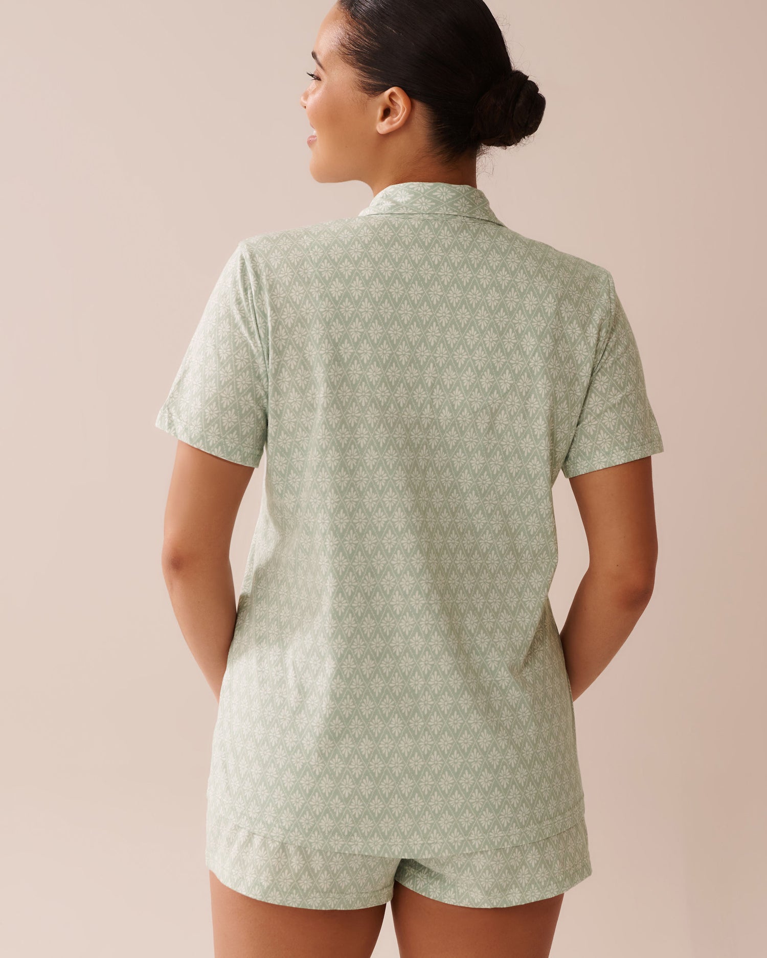 La Vie en Rose_Geometric Print Shirt PJ Set_40400081_P30120_03