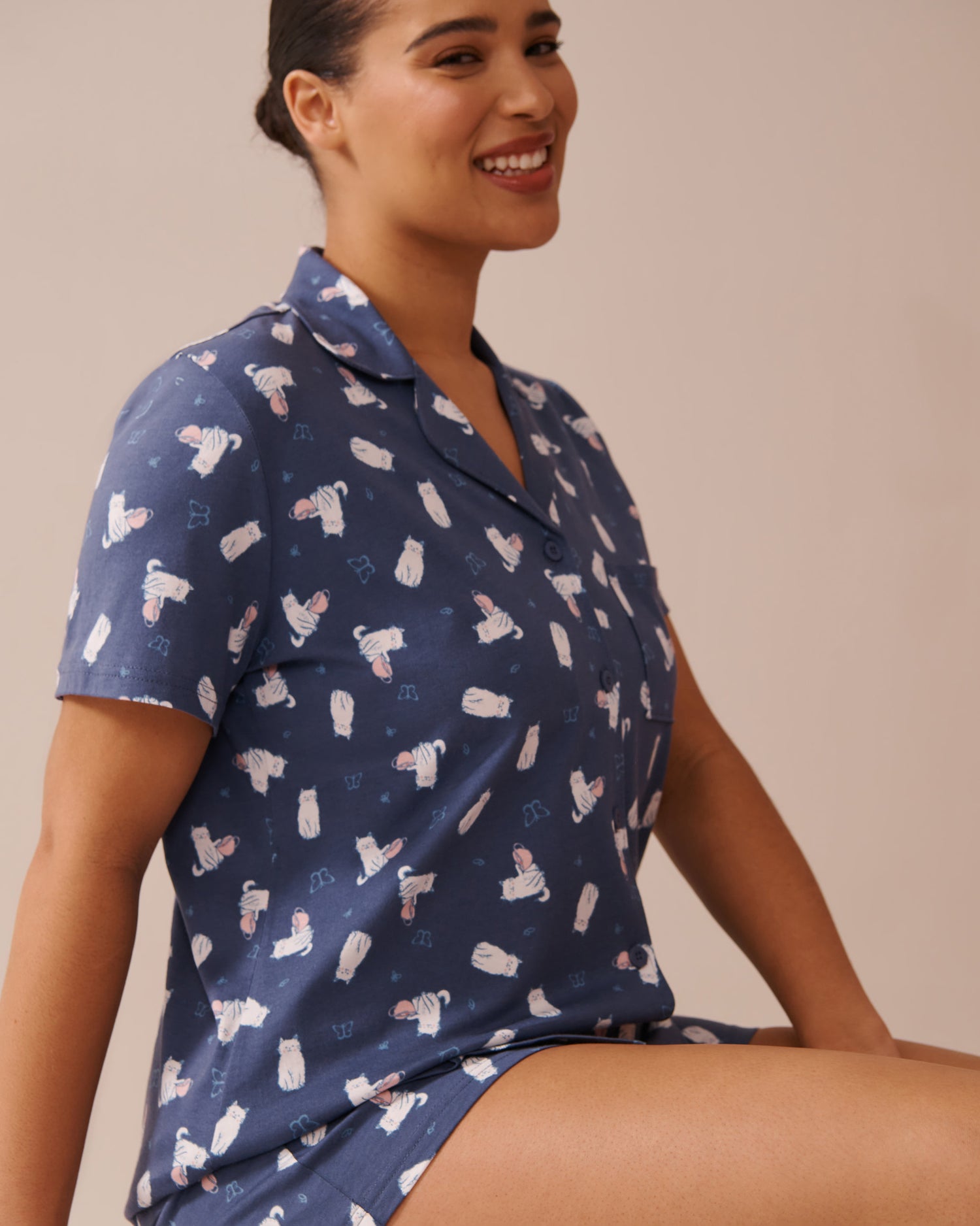 La Vie en Rose_Cat Print Shirt PJ Set_40400081_P40446_03