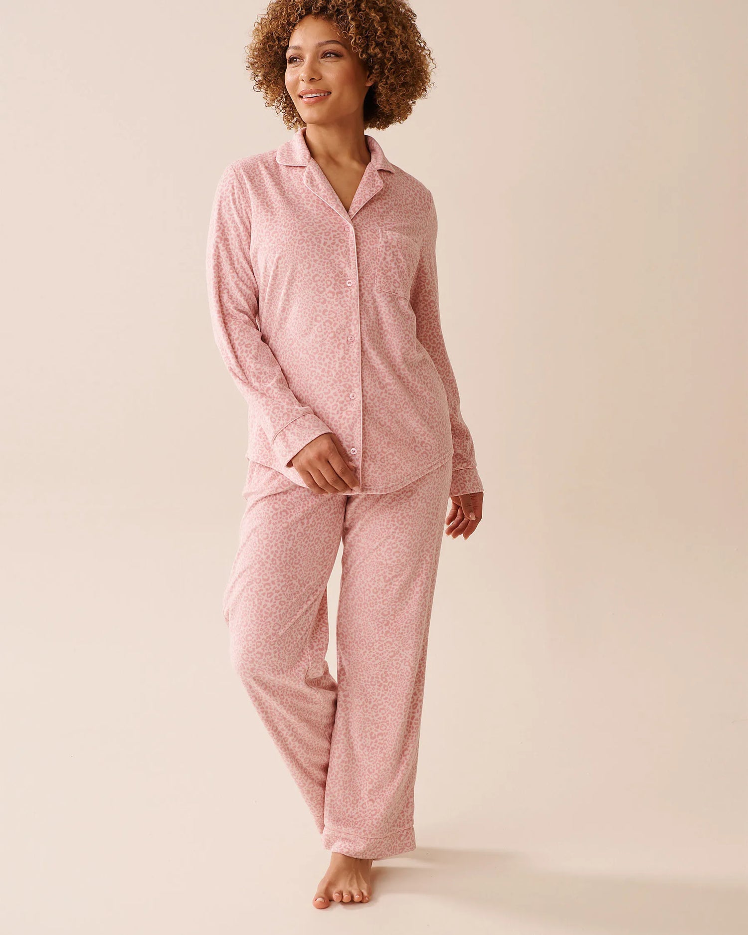 La Vie en Rose_Pale Lilac Tonal Leopard_Leopard Print Soft Velour Pj Set_40400086_P50100_01