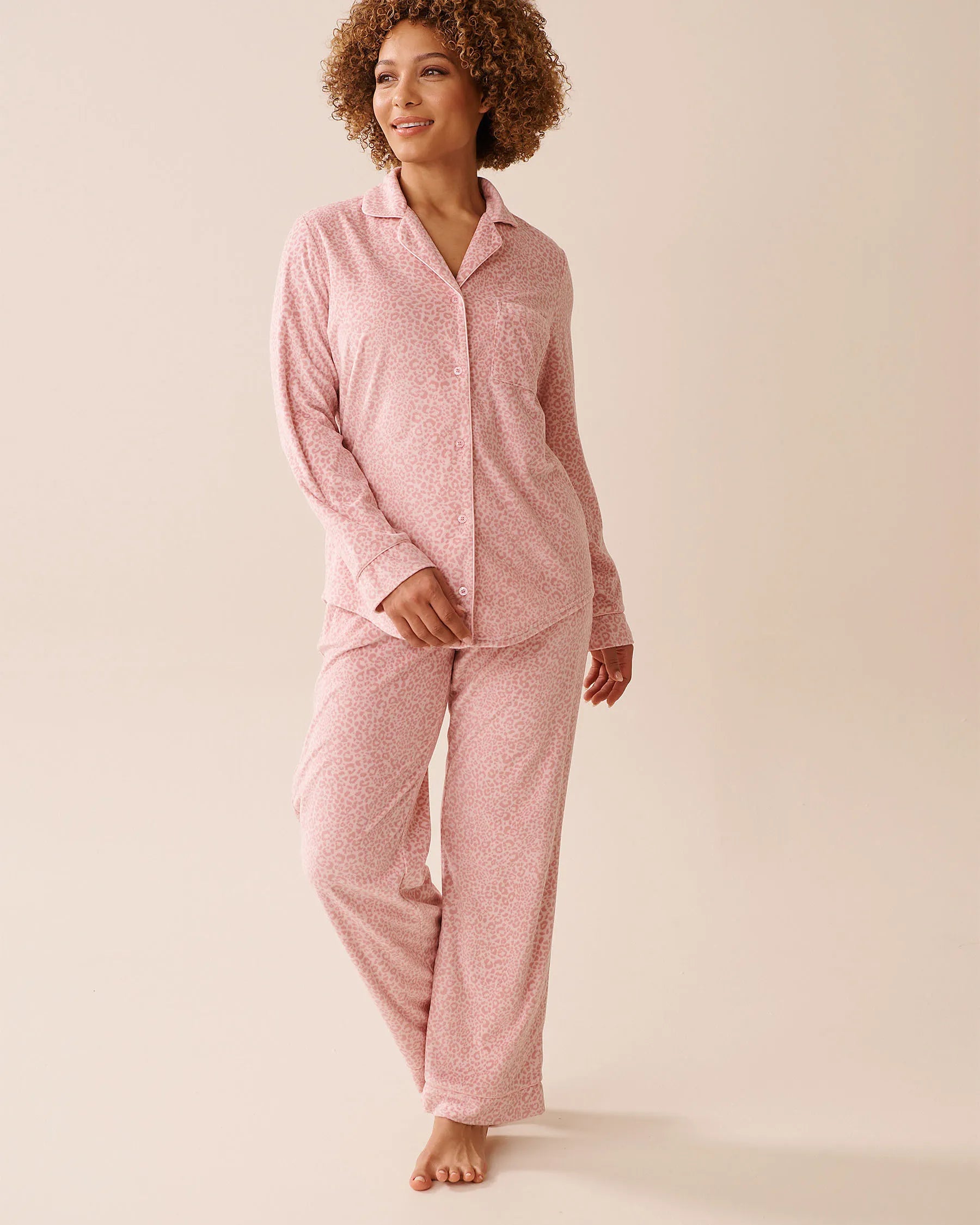 La Vie en Rose_Pale Lilac Tonal Leopard_Leopard Print Soft Velour Pj Set_40400086_P50100_01