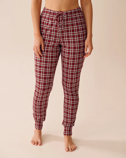 La Vie en Rose_Savvy Red Tiny Plaid_Gingerbread Print Long Sleeve Pj Set_40400088_P60408_07