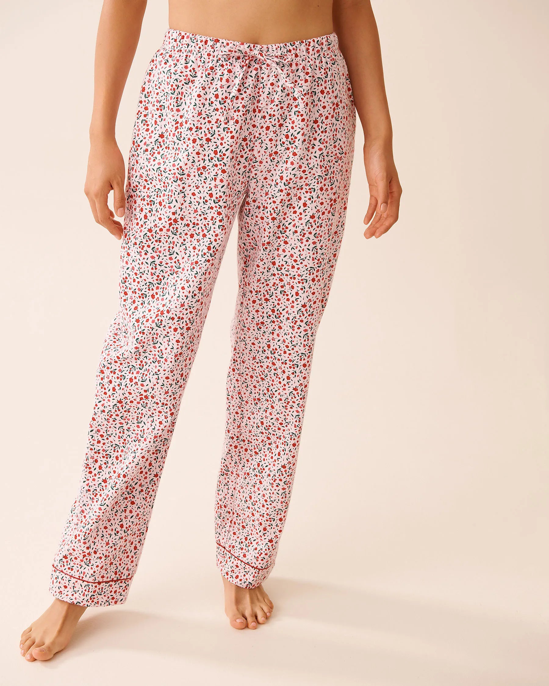 La Vie en Rose_Cherry Blossom Ditsy_Red Floral Print Flannel Pj Set_40400089_P60410_04