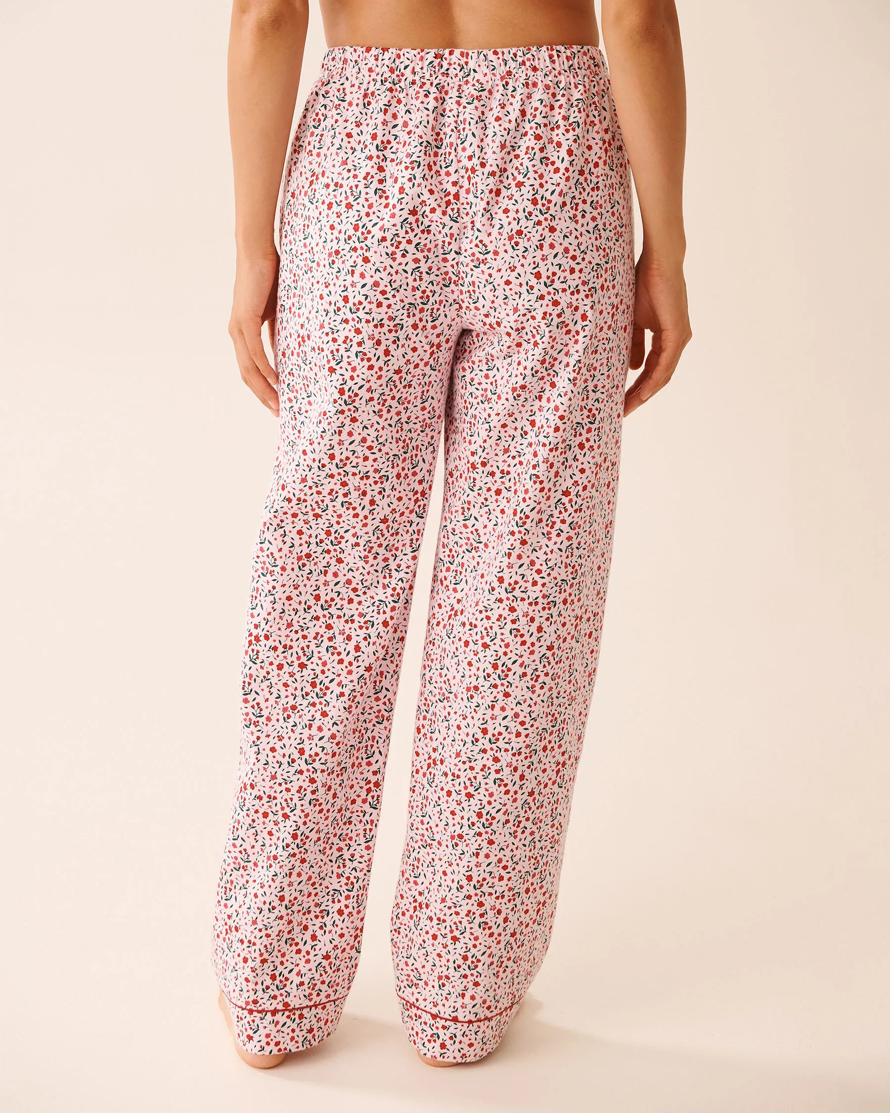 La Vie en Rose_Cherry Blossom Ditsy_Red Floral Print Flannel Pj Set_40400089_P60410_05